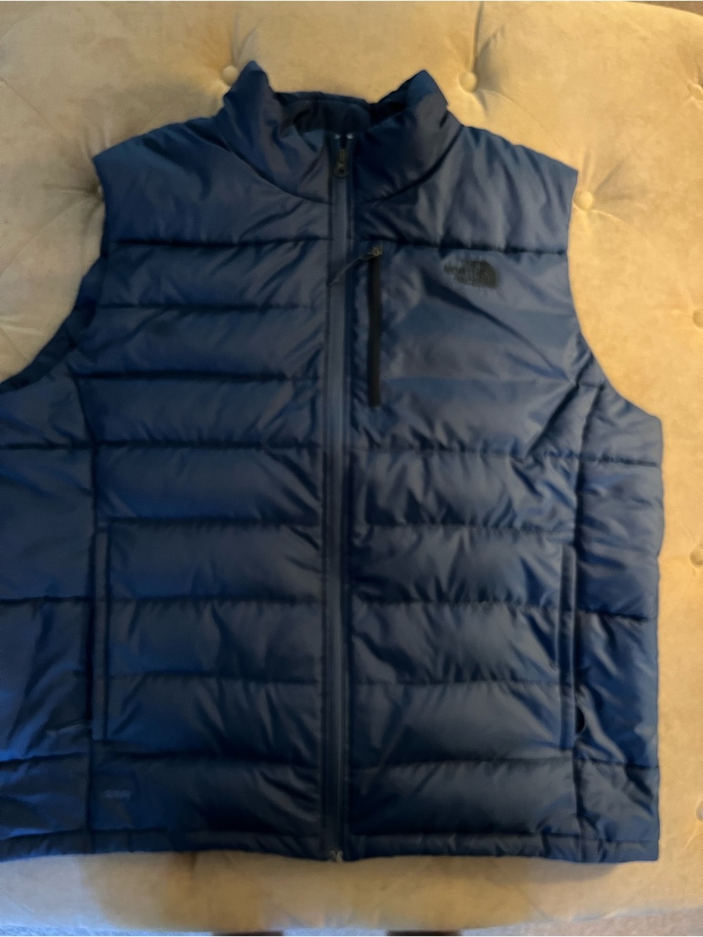 The North Face Men’s 550 Dark Blue Quilted Insulated Vest size XXL